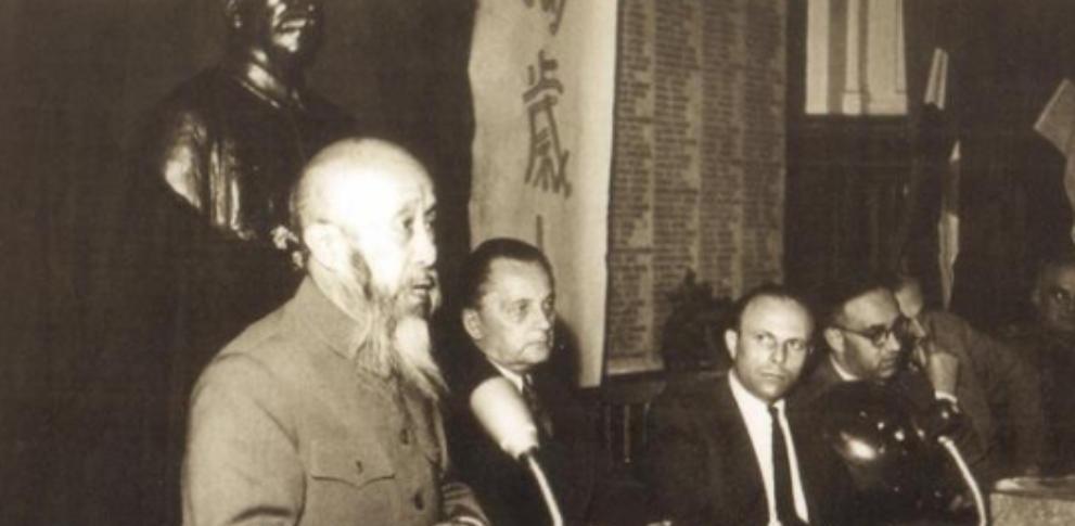 1950年周恩来提议入朝军队名为“支援军”，黄炎培反对：“自古道师出有名，名不正