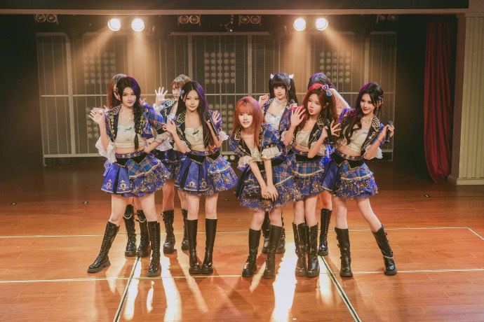 全体注意！SNH48 GROUP第十三届年度青春盛典已经进入最后倒计时，门票多渠