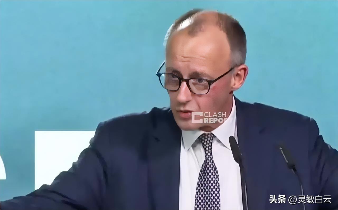 默茨访华结束后在德国演讲，语气激动持续咆哮，台下安静无声！也许是中国之行的刺激太