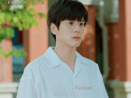 一部剧集齐四款魏哲鸣你是迟来的欢喜 许淮颂这个人设确实丰富。在职场是霸总，在生活