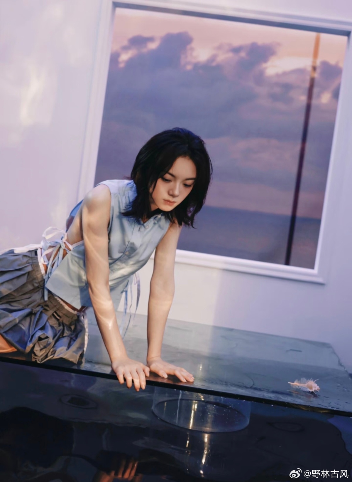 赵今麦：首登KINFOLK夏刊封面“心有一片海”；东方雅韵！ 