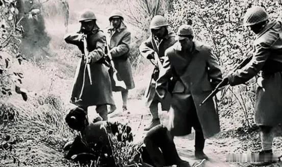 日寇暴行:香河县杨簸箕庄惨案

1938年11月8日上午，四名日伪特务到杨簸箕庄