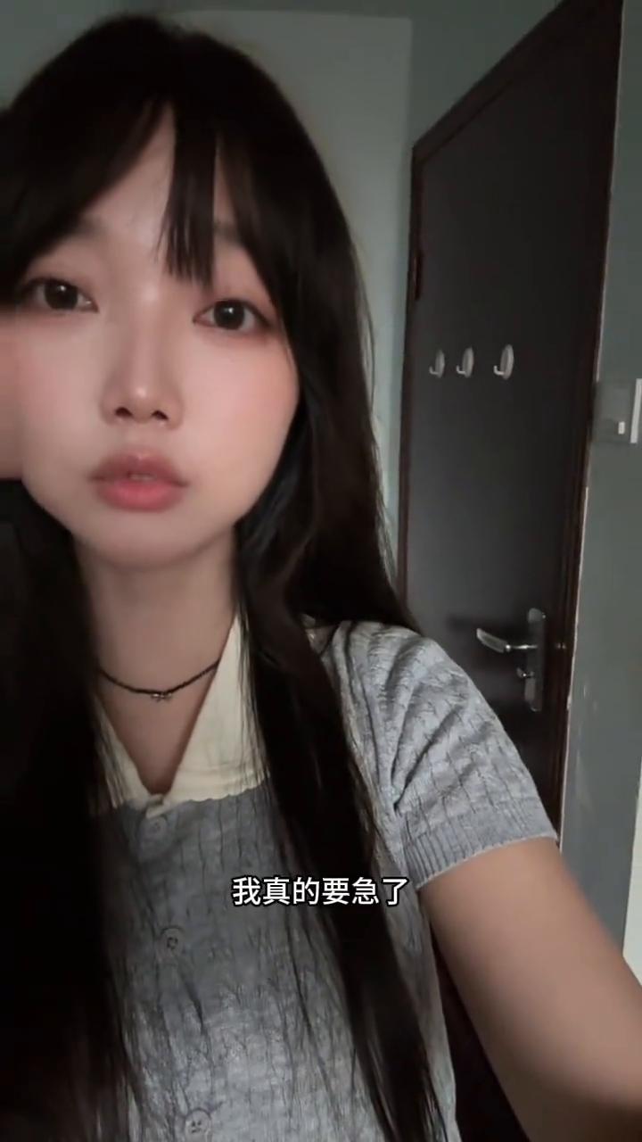 刚看了一下大曾子进的航天龙头，我真的要急死了，我在航天瑟瑟发抖。他一进来，昨天进