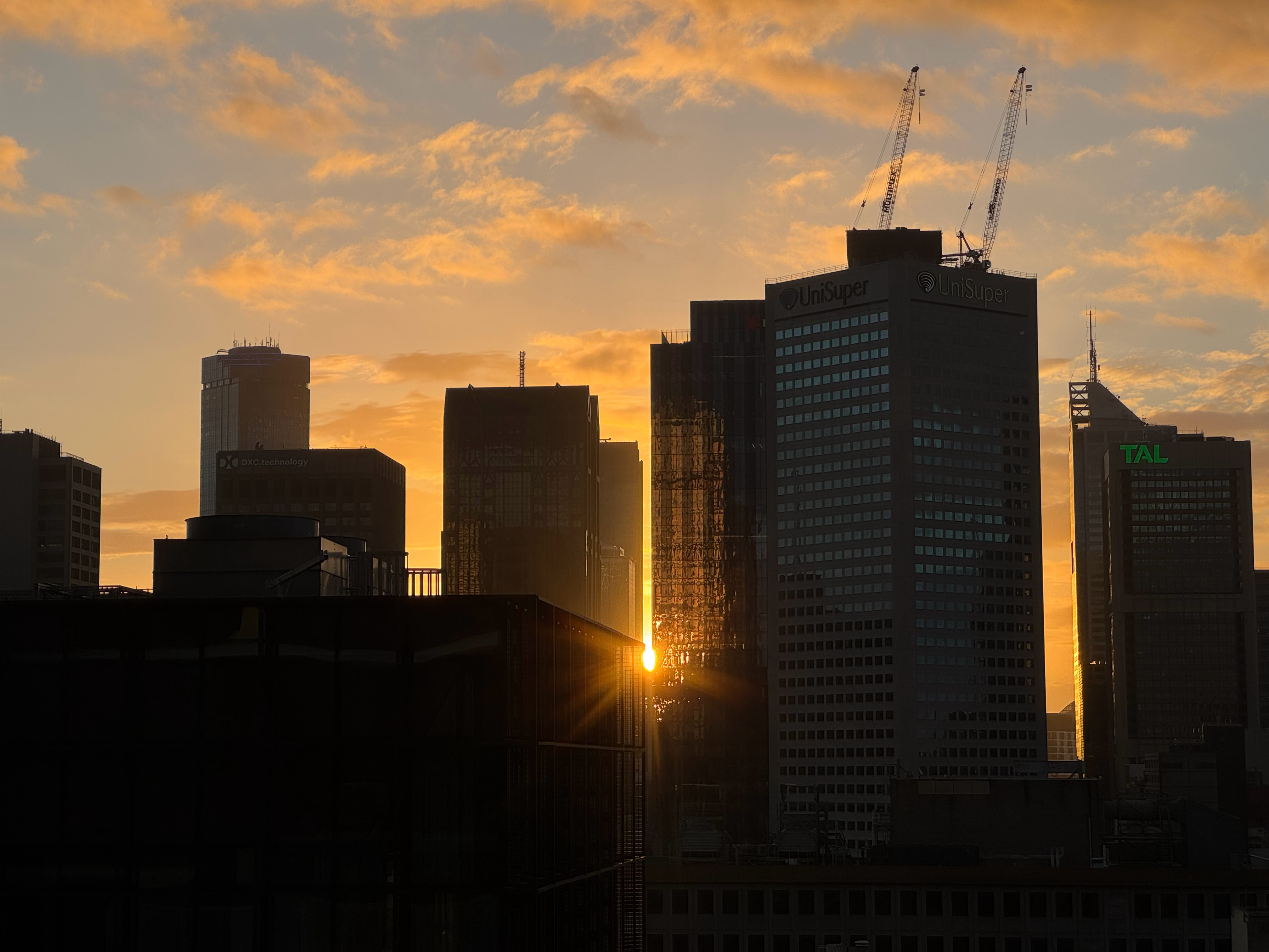 公寓居然有这样绝的sunset view！离唐人街好近只隔一条小巷～这很澳网澳网