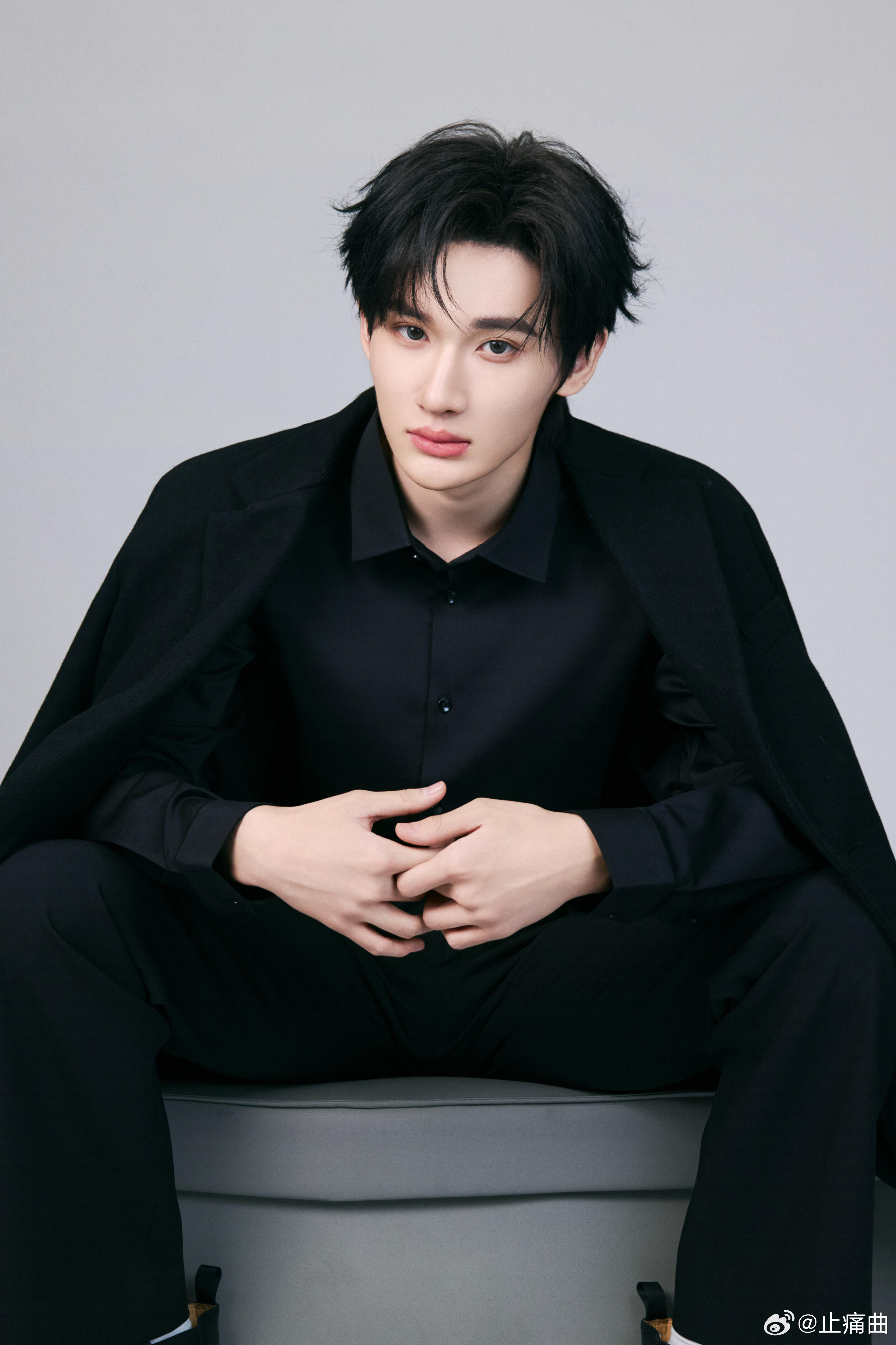 余宇涵回忆起叛逆期的烦恼 人好像都是这样，叛逆期浑身是刺，谁的话都听不进去，唯独