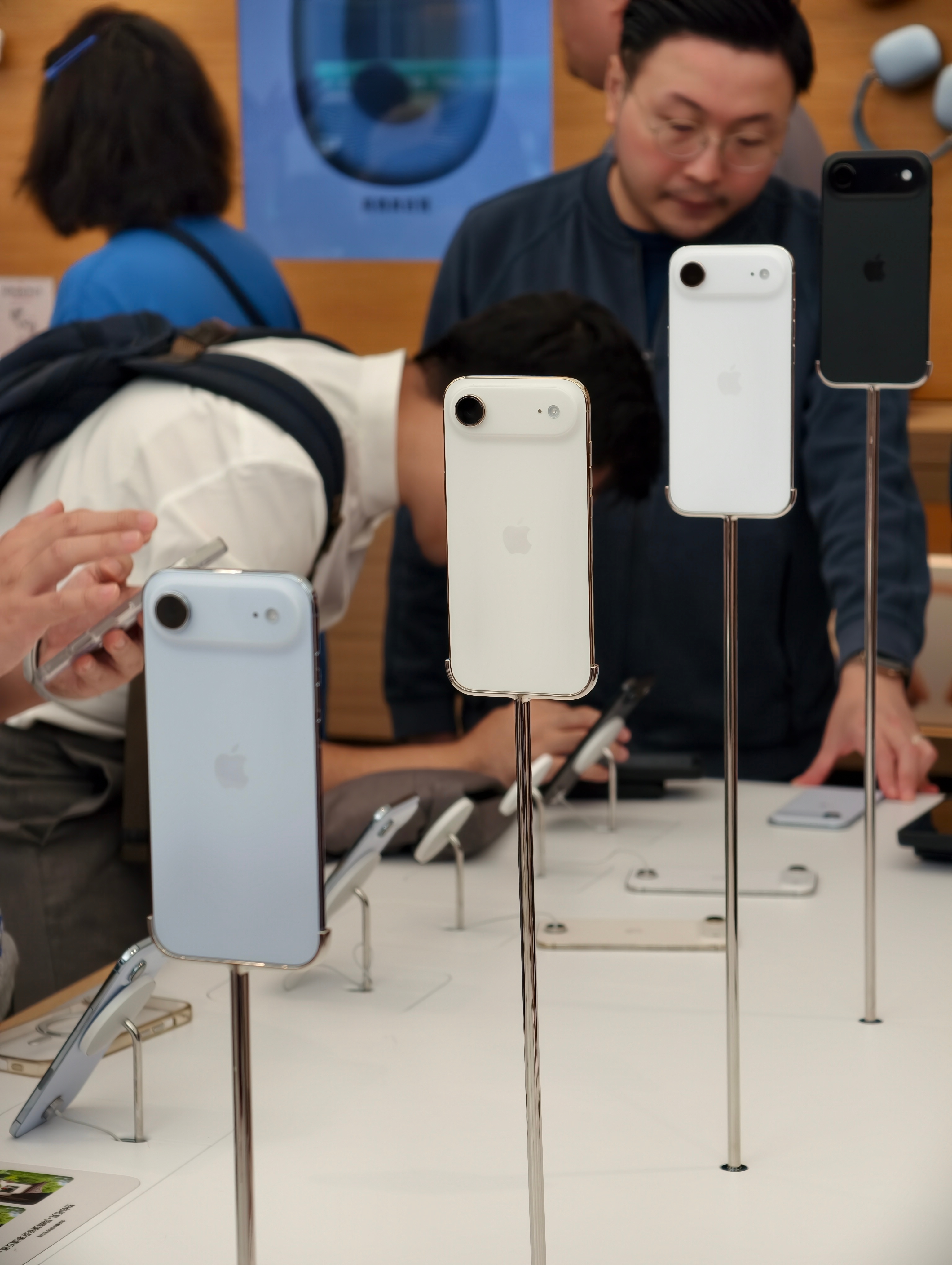 iPhone的续航还是痛点吗 其实Pro Max的续航一直还算优秀，Pro版本因