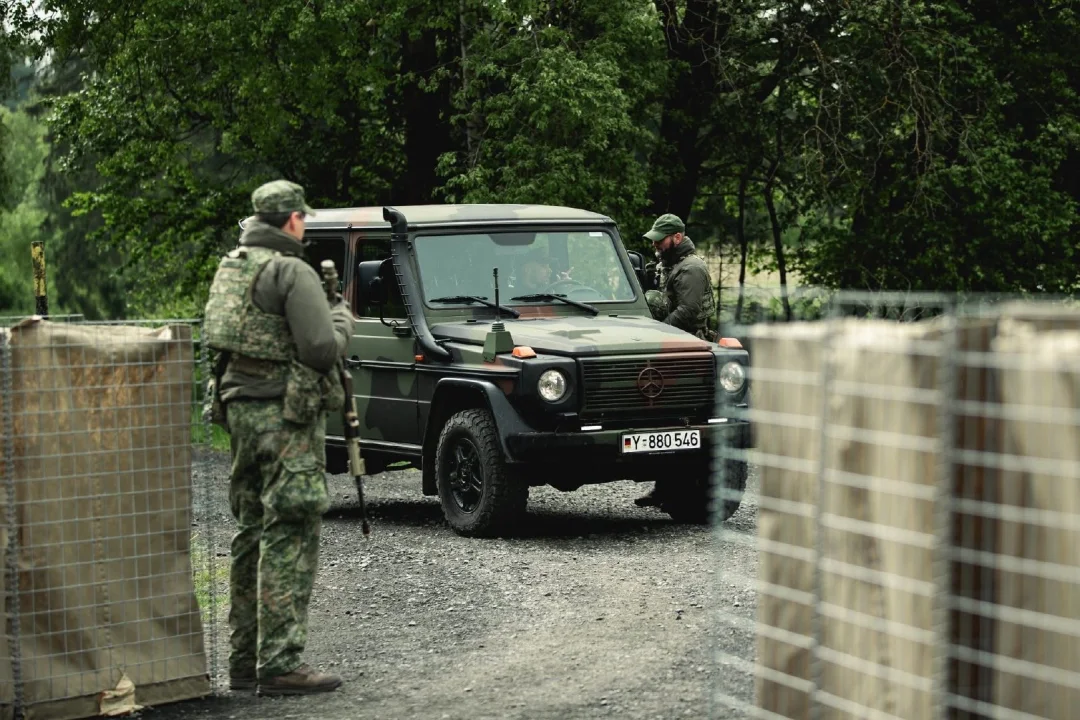 军用大G吉普就是好看