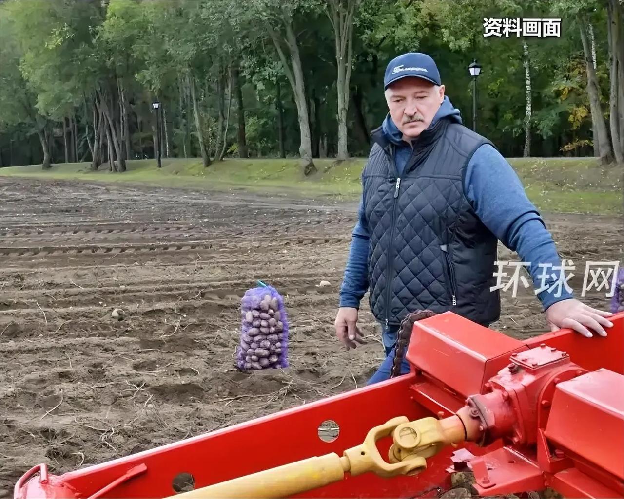 卢卡申科整了个大活，
九三阅兵卢卡申科访问中国，
带来的东西让人无话可说，居然是