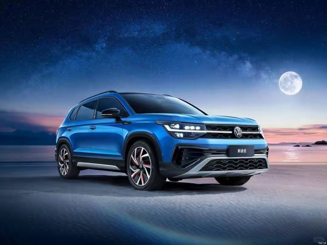 大众途岳是一款紧凑型 SUV。以下是其部分特点：- 设计方面：采用新一代家族化设