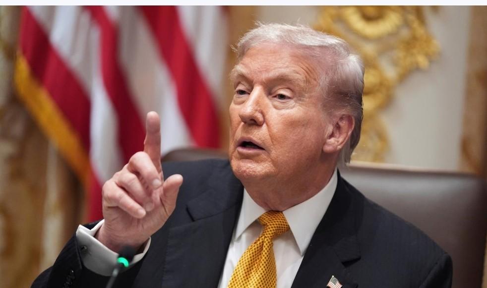 特朗普再批台湾“非常可耻！”民进党当局集体噤声！网友炸锅：送了台积电，交了保护费