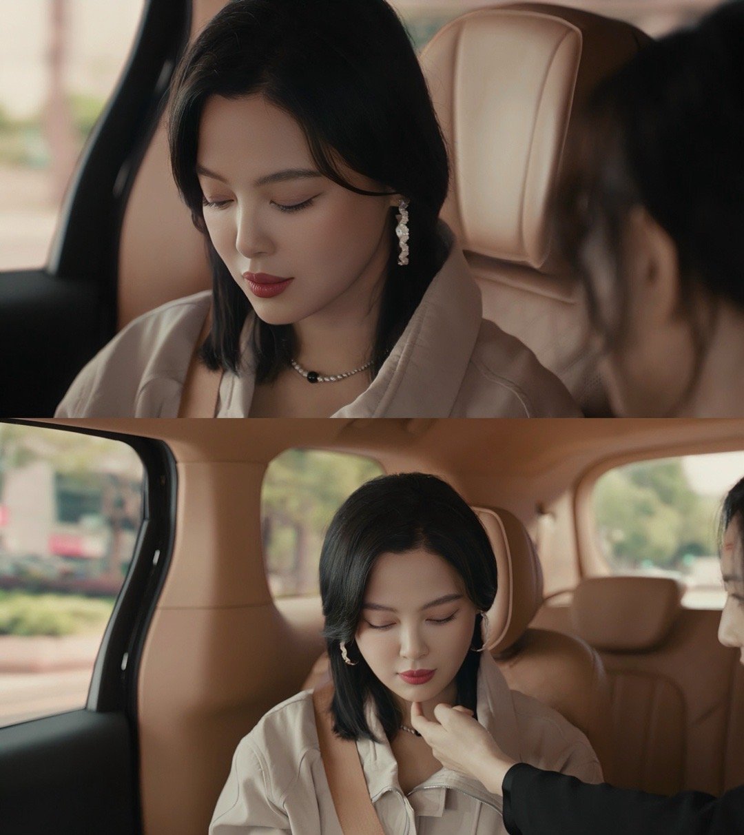 郑希怡勾辛芷蕾下巴这一下郑希怡勾辛芷蕾下巴这一下，谁懂啊郑希怡轻轻勾住辛芷蕾下巴