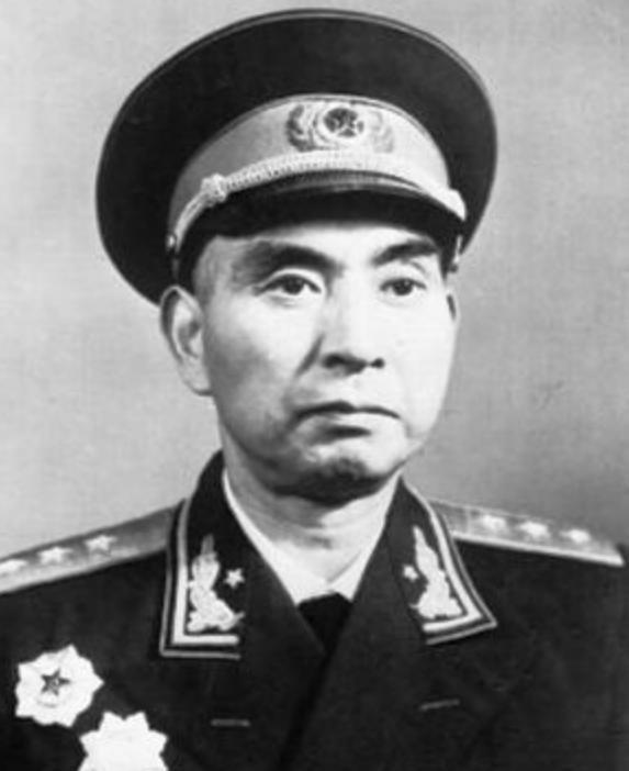 开国上将成长故事：他参加红军后，为了不断激励自己，把原本三字姓名改成了两个字！