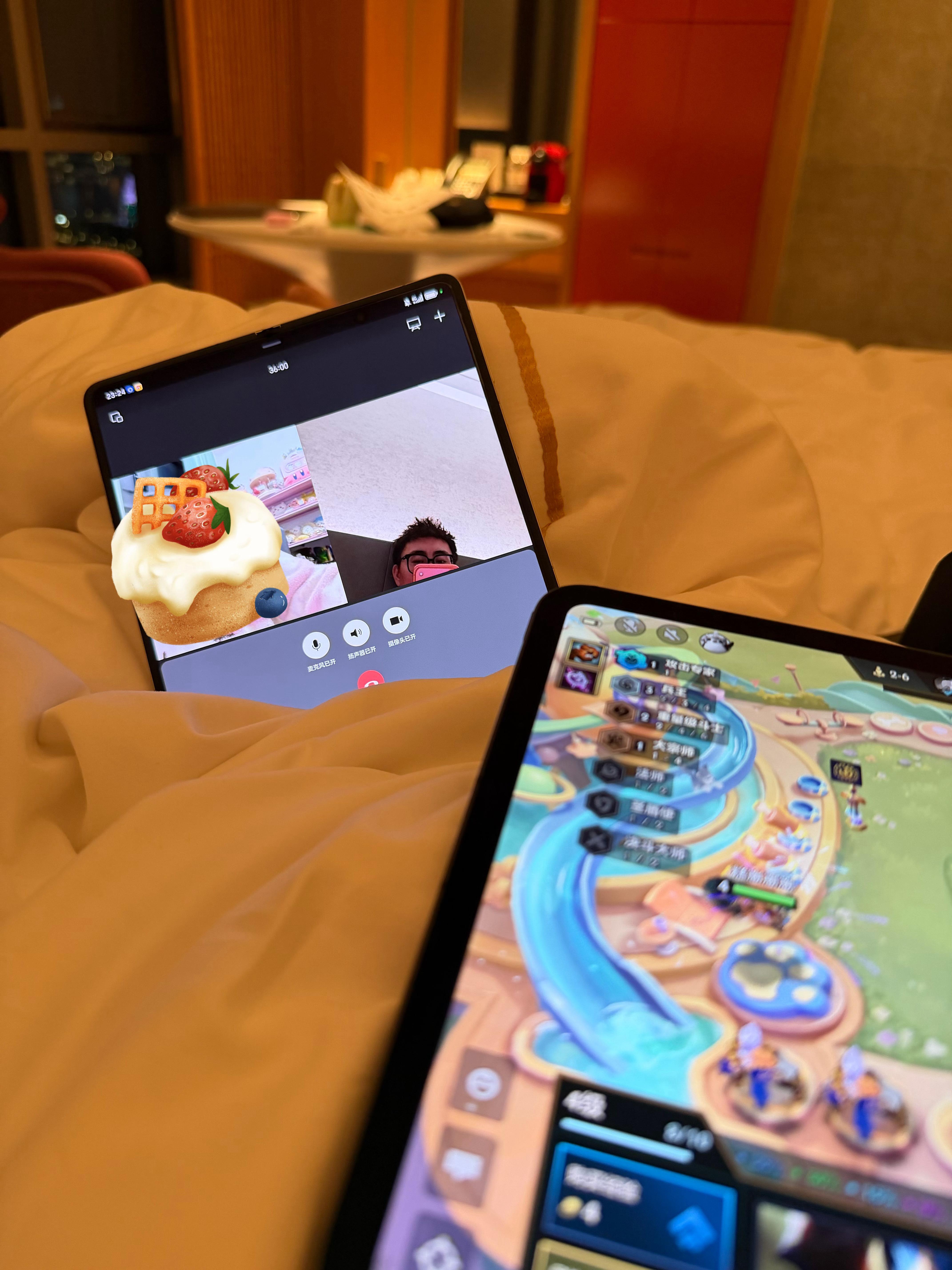 在一起之后第一次出差回不了家…想我女朋友了