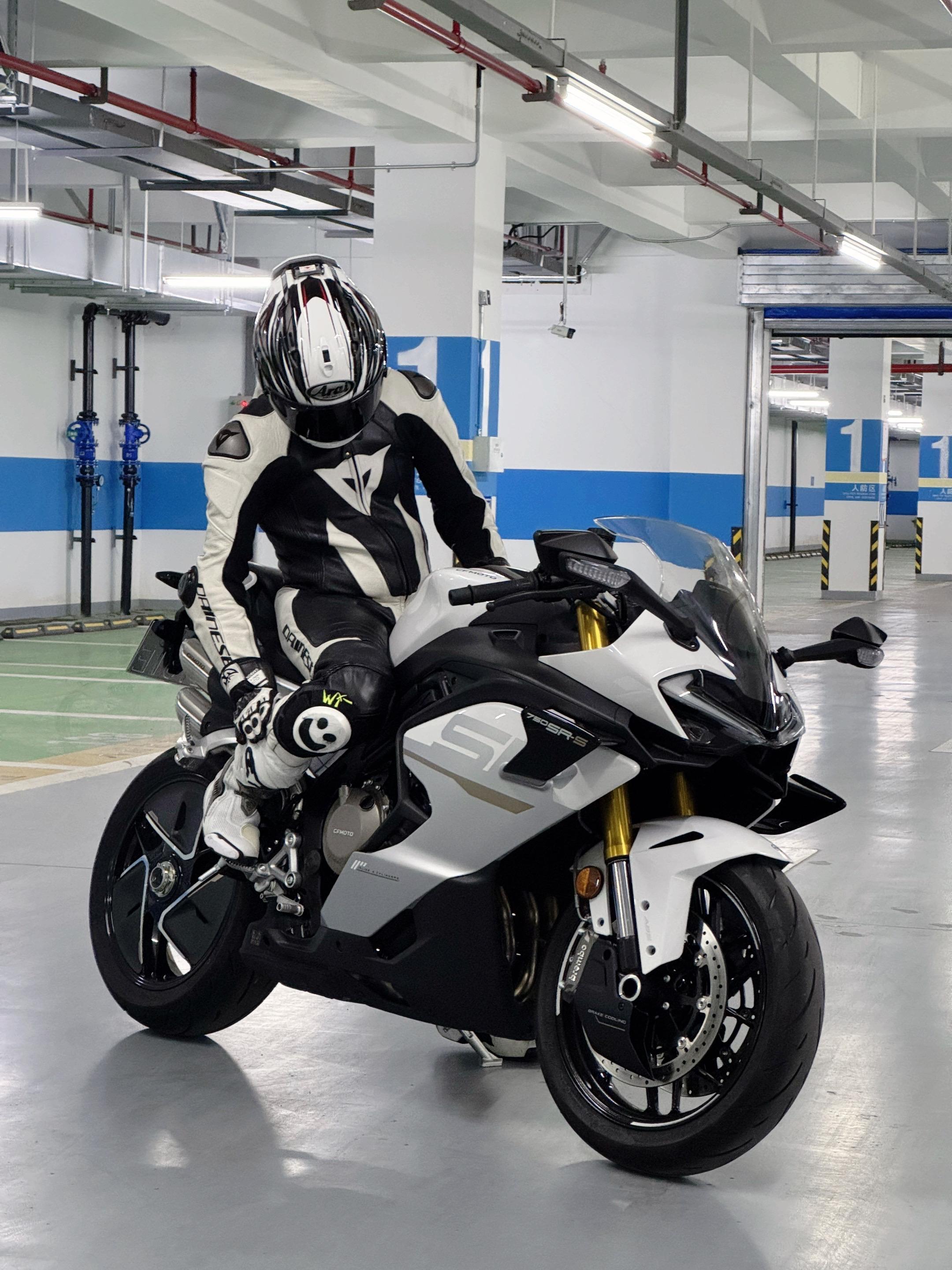 春风的V4要出来了，你们的空气刀还劈得动吗