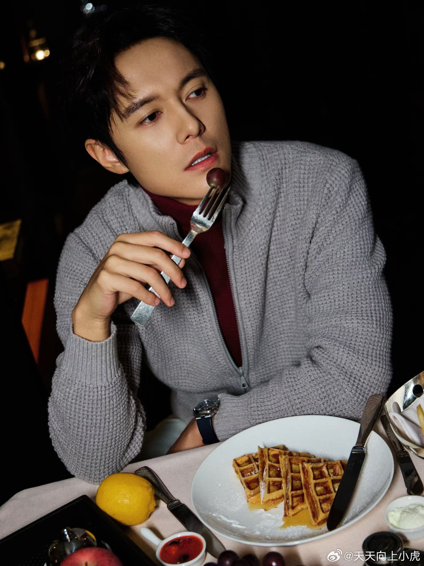 秋雪冬日暖心搭子局 温暖上线🥰     ❏   演员张超 饰演 顾辰   ❏ 