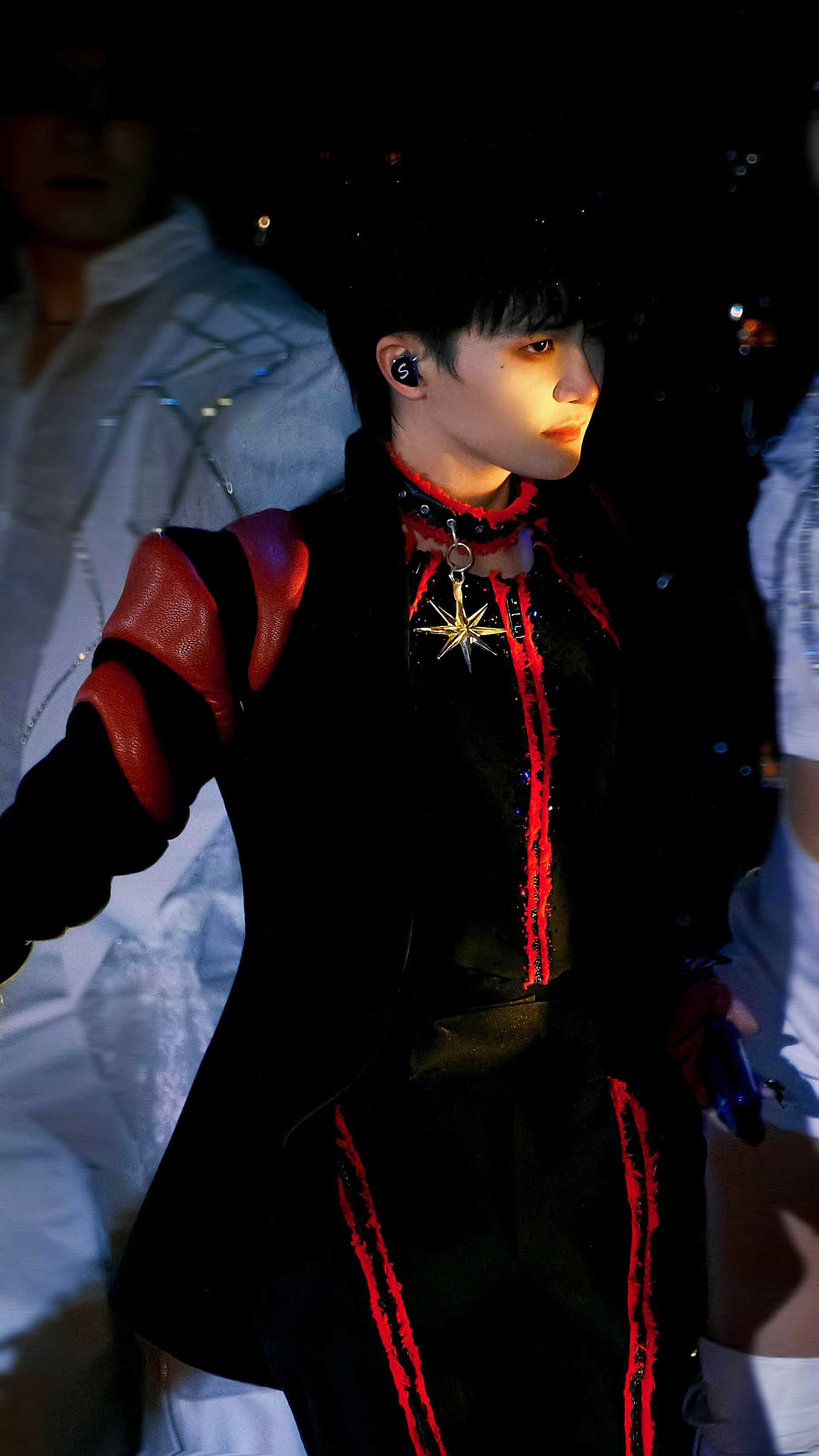 周深  3️⃣腾讯音乐由你榜⭐周深出道十二周年纪念曲如约 原来你早已如约，我们终