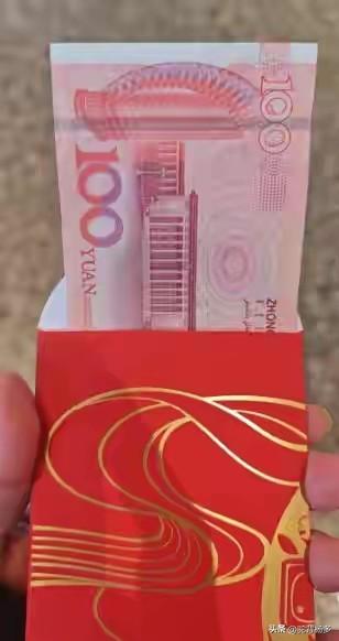 妈妈要求孩子上交压岁钱合理吗孩子小，妈妈用了孩子压岁无所谓，若孩子成大孩子懂事了