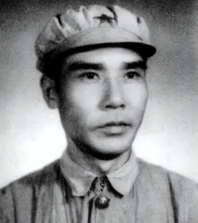 63年毛主席开会见到贺敏学，得知其行政待遇后：不行，待遇太低了

1963年，在