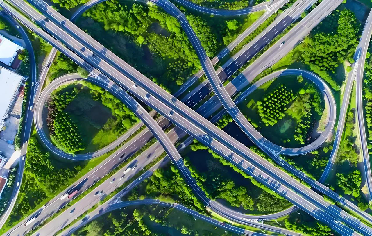 合肥南北两翼，肥西vs北城（长丰），到底哪个融城速度更快？2026年最新地铁、高