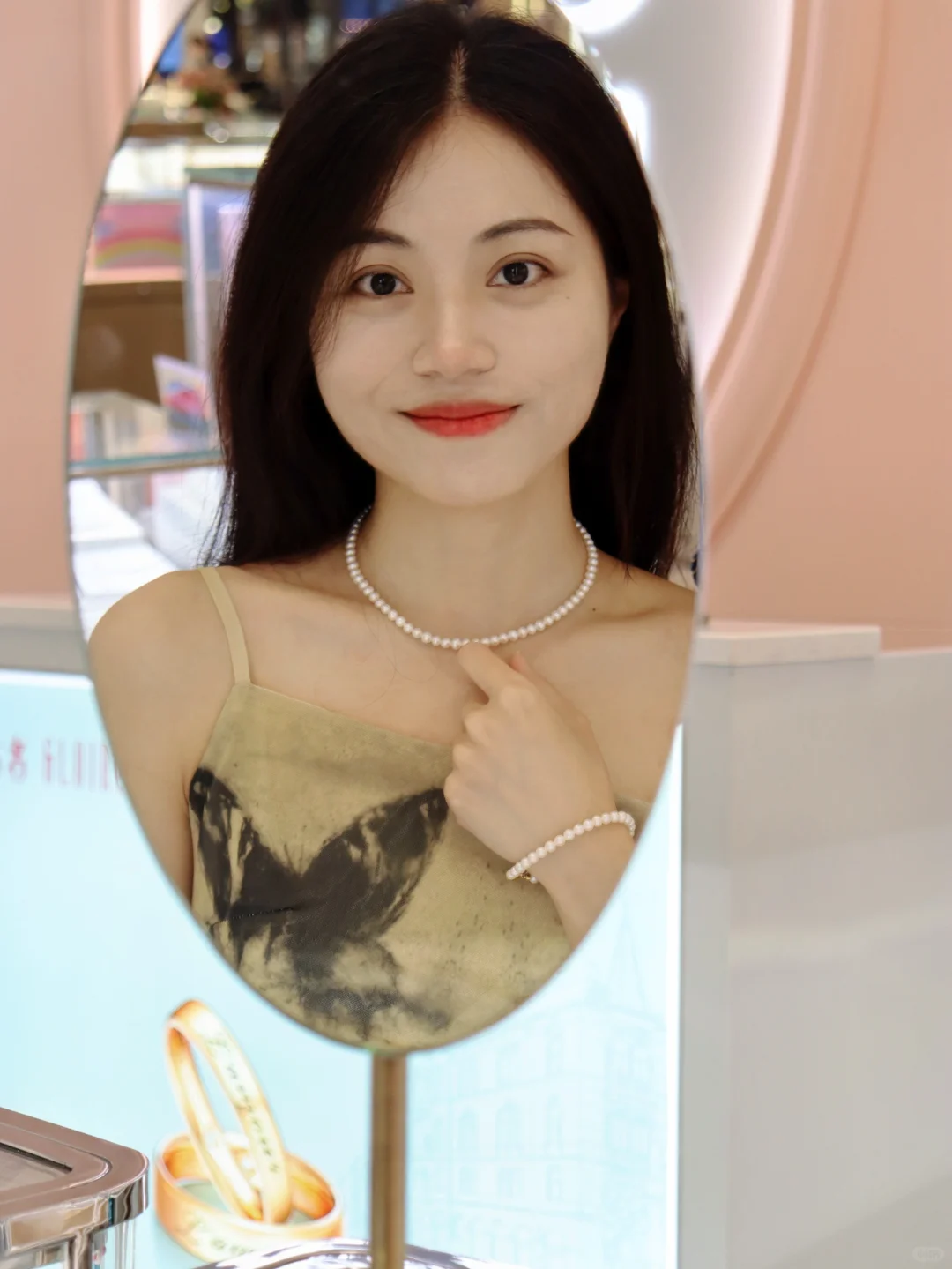 今天很ᵒᵒᵒᵒᵒᵏ.ᐟ.ᐟ全款拿下珍珠项链手链.ᐟ.ᐟ