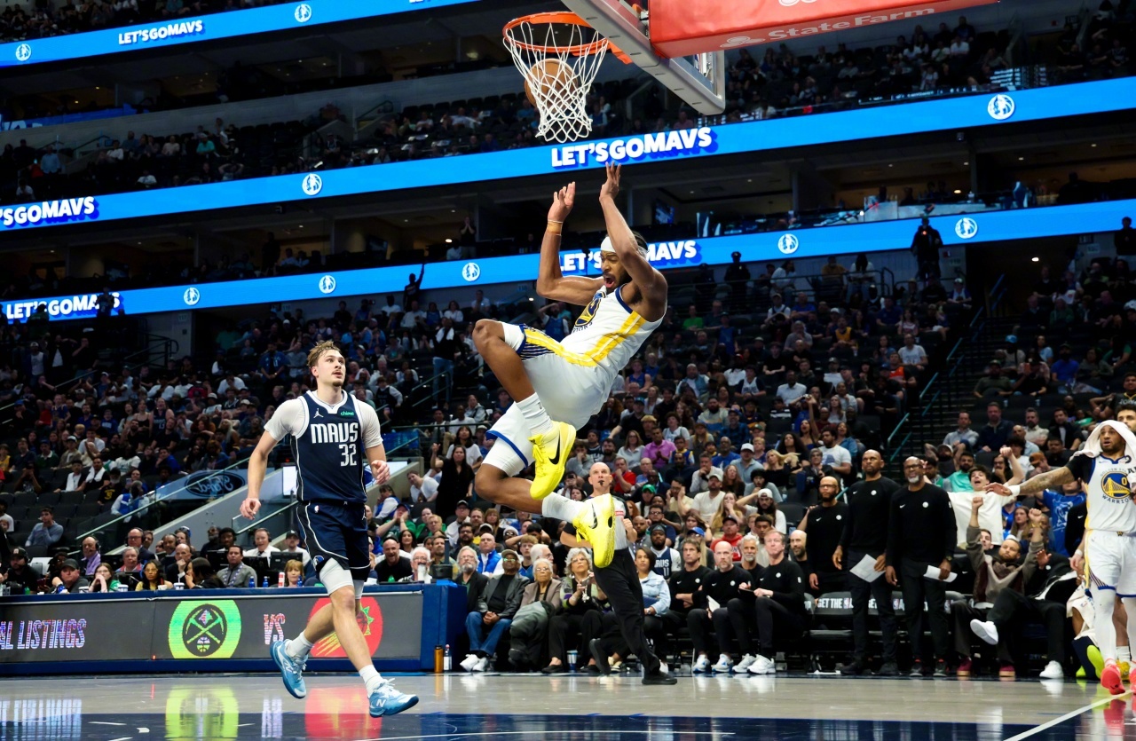 记者Rob Murrows表示，他听说到的消息穆迪是左膝髌腱撕裂，他也将因此缺席