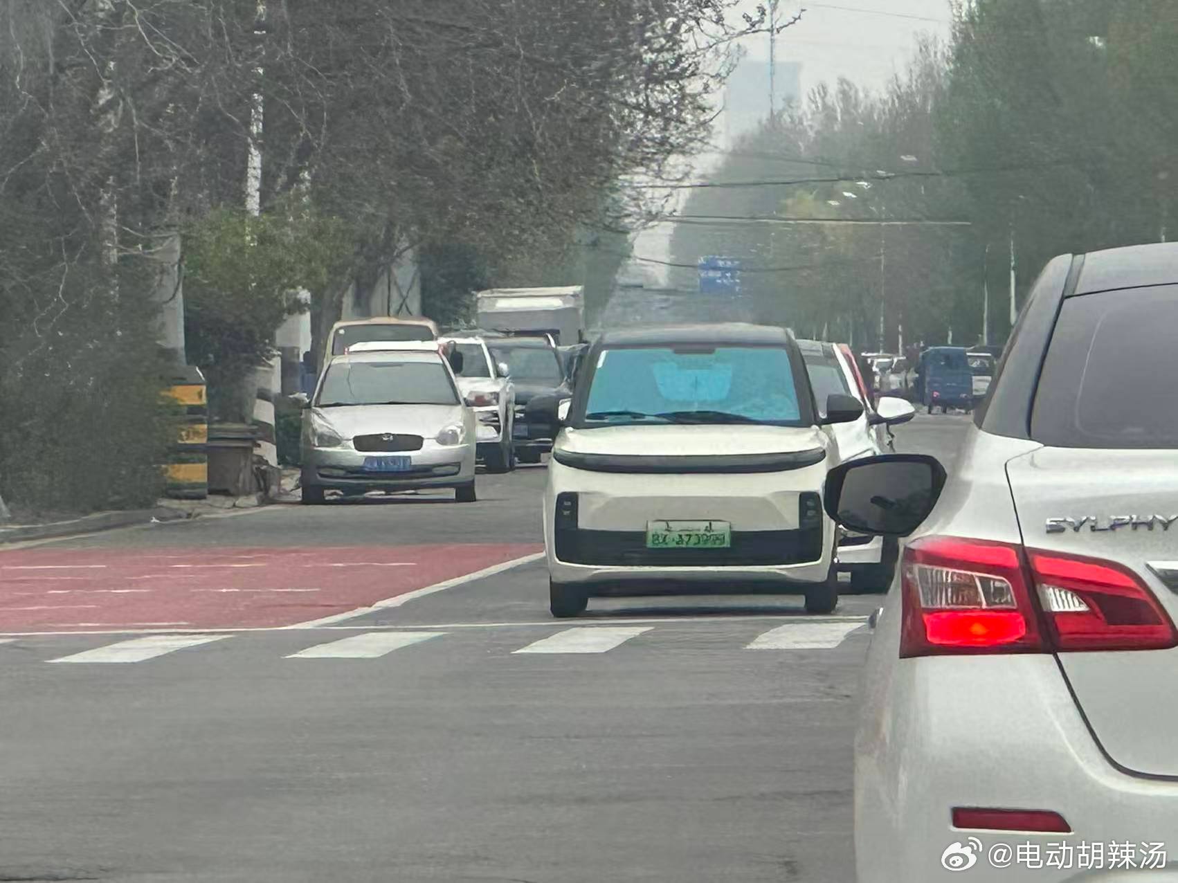 这理想L7有点显小啊~理想L7