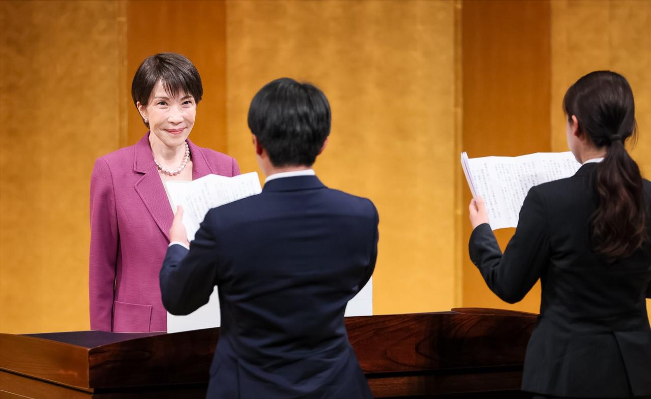 日本想谈，喊话中国 

当地时间4月6日，日本首相高市早苗公开表示，希望与伊朗的