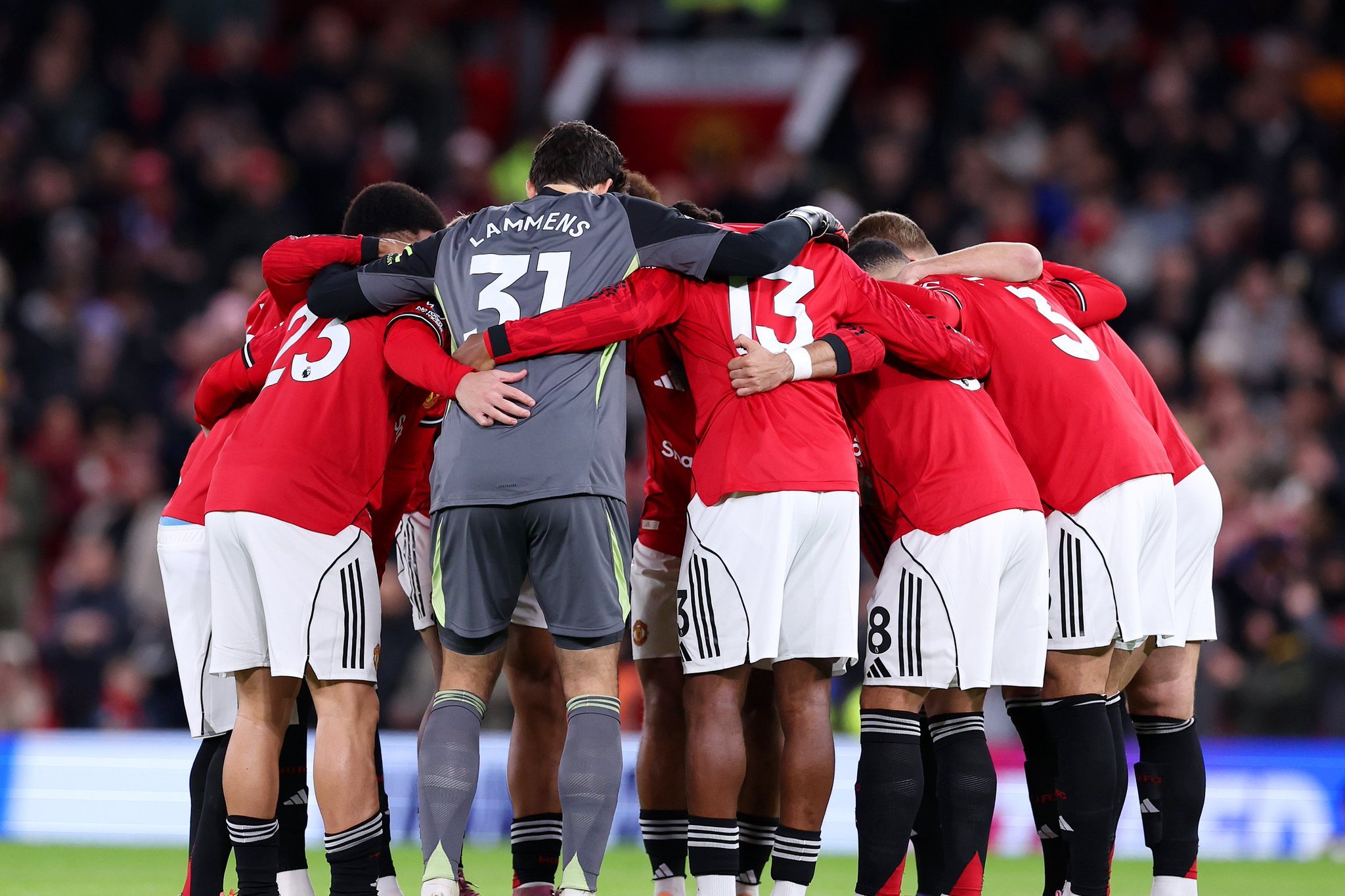 曼联今夏将只留在欧洲踢季前赛：• vs 雷克瑟姆 — 赫尔辛基 (7.18)• 