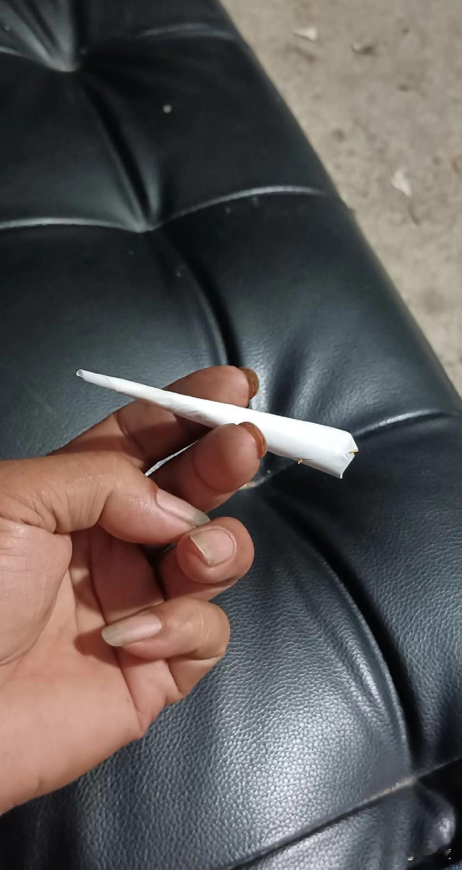 这个点了还没有睡觉的人，都是好样的，而我就不同了，我是穷的睡不着啊
每当想起，车