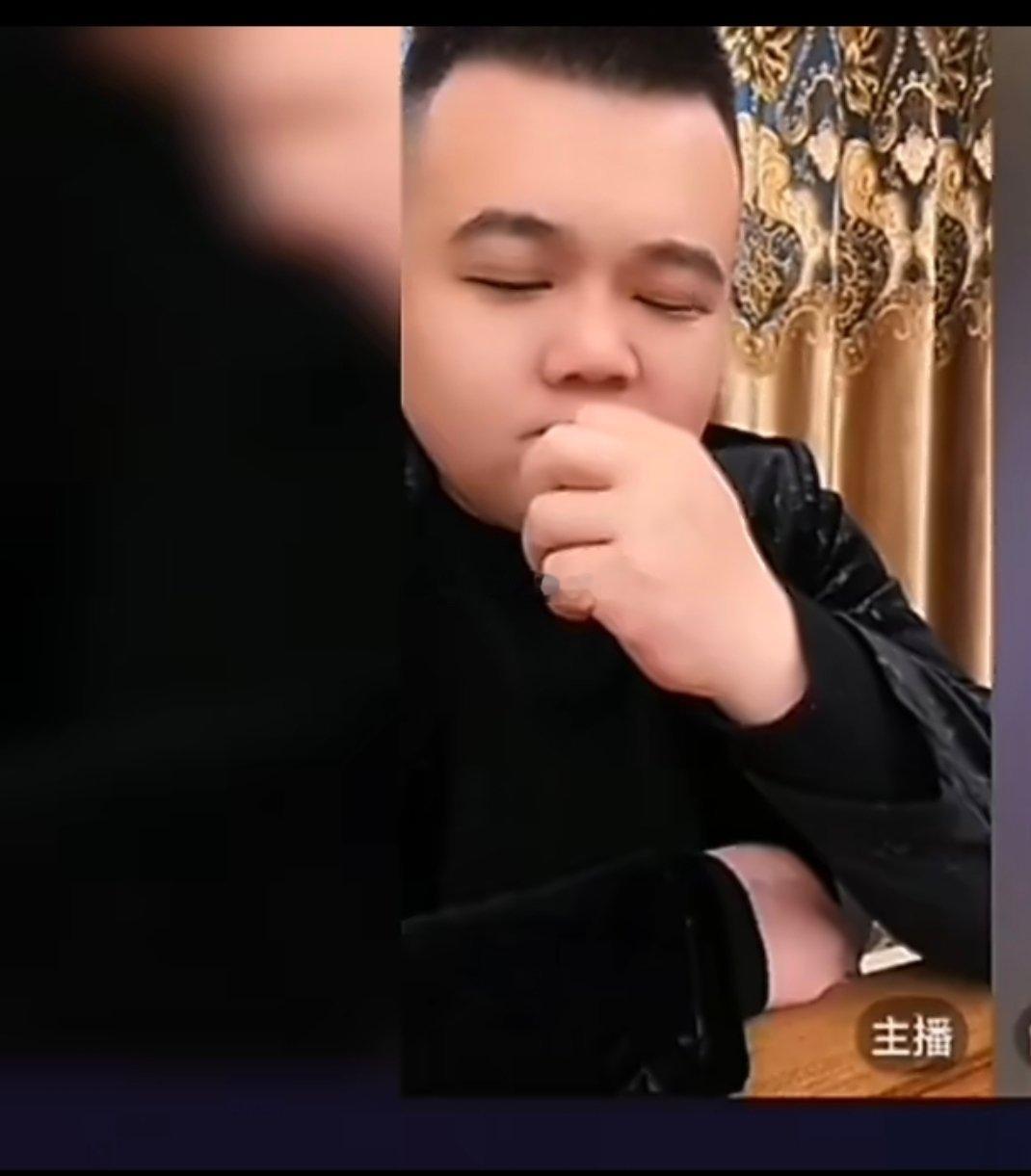 驴家小胖疑似有私生子这是曾经的衡水猪王[嘻嘻] ​​​