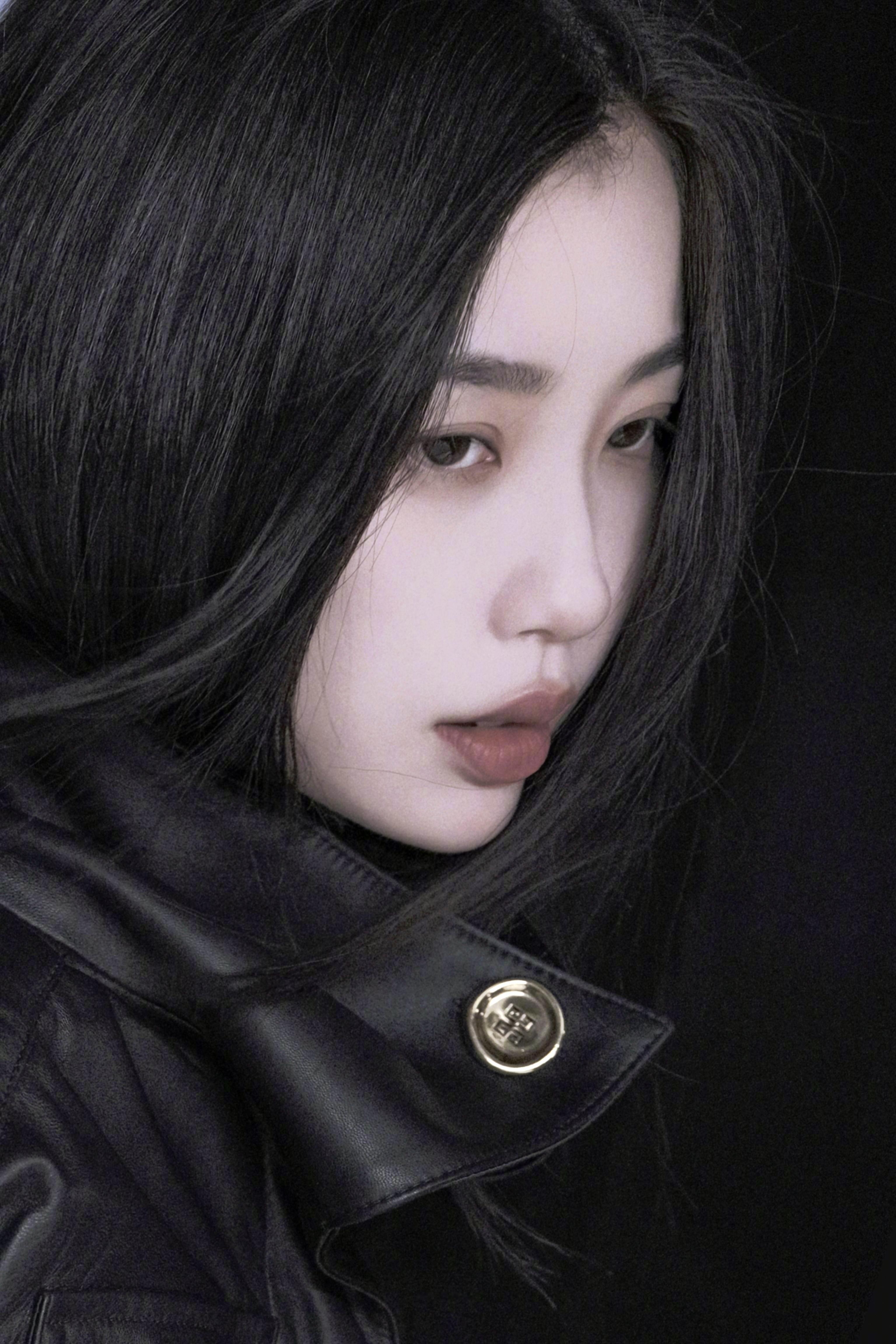 虞书欣丨复仇文女主！完全老公级别的🖤 