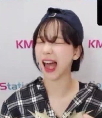 手机到底有什么好玩的我每天都玩到这个点？？？ 