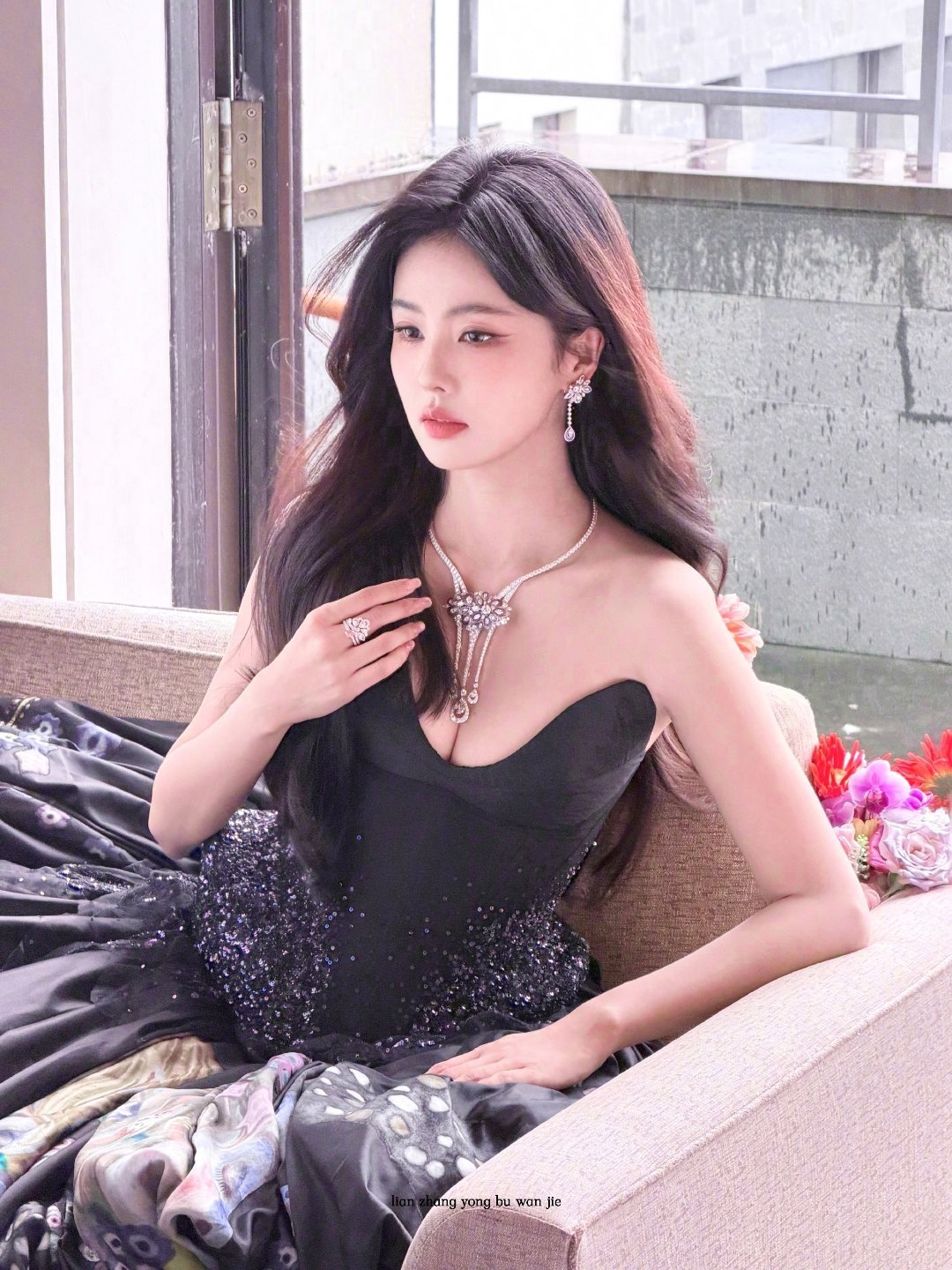 白鹿柳智敏 蛇塑不知道女神美美进组拍戏了勿扰谢谢 