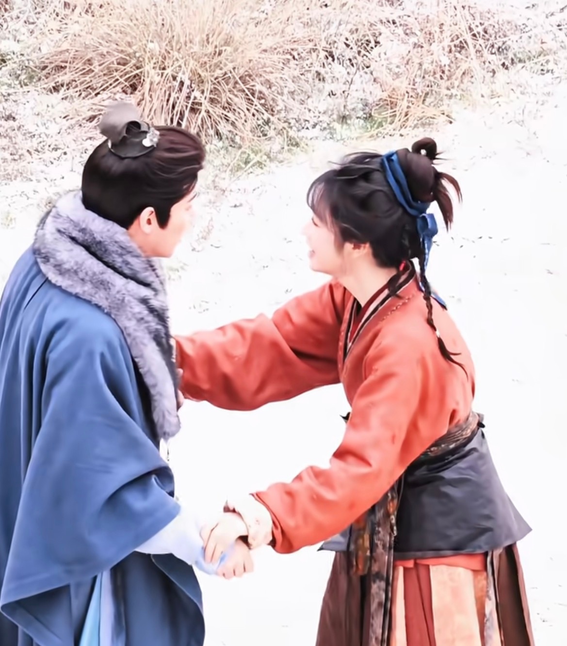 我拆盲盒就田曦薇这样如果盲盒有这种帅哥的话，不介意再多买几个当然长玉只能拥有一个