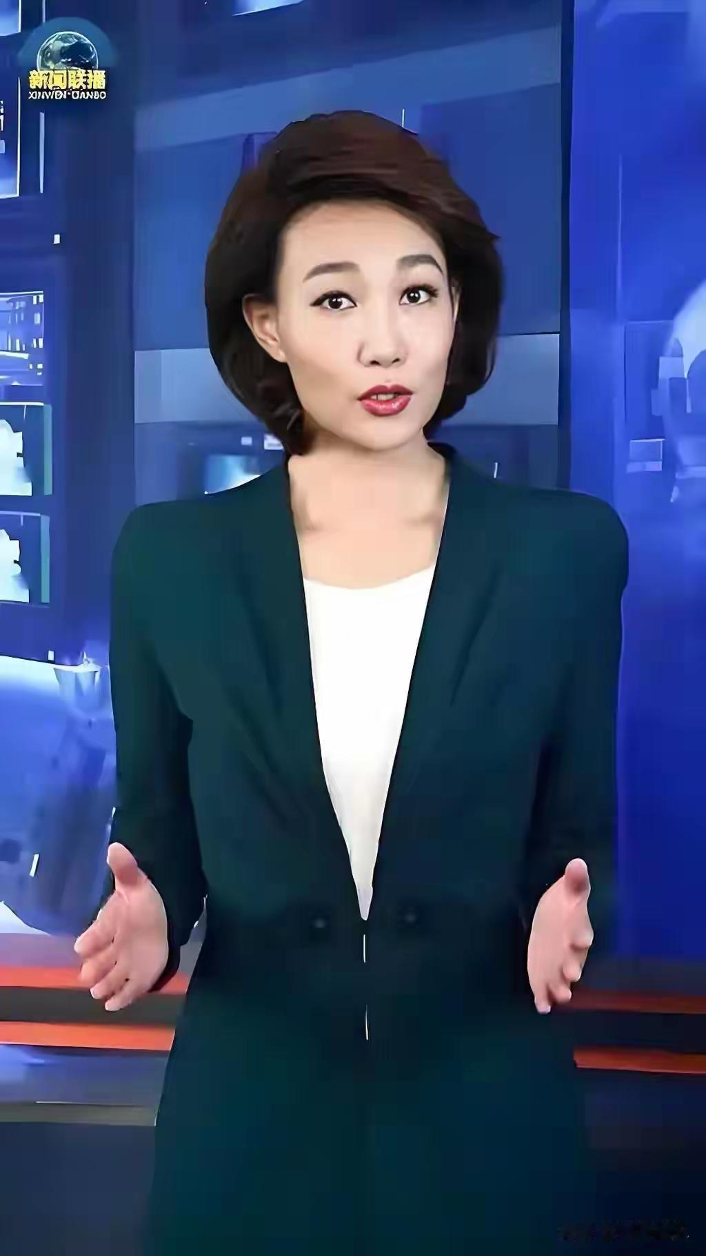 央视主持人 李梓萌