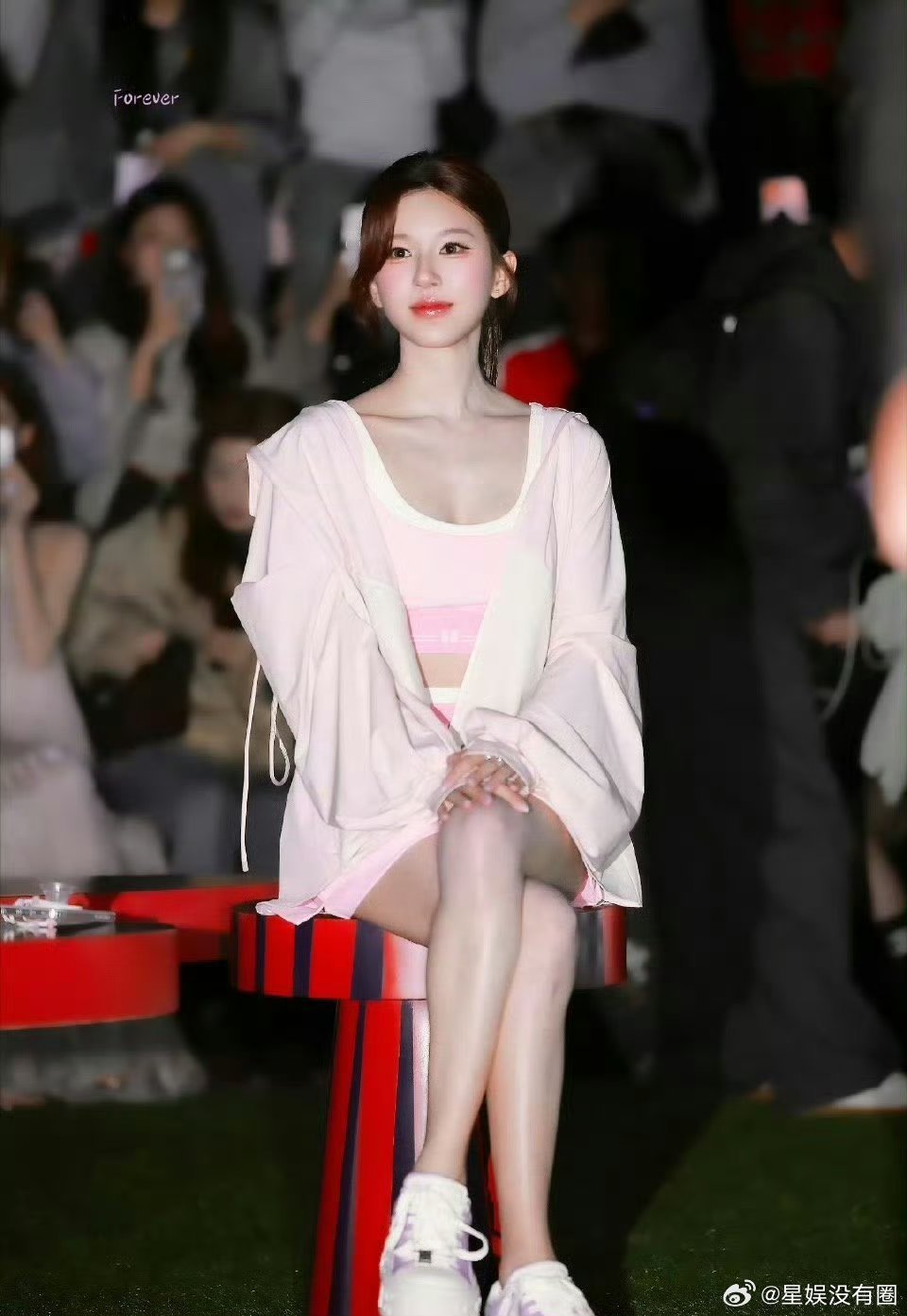 赵露思给我一种少点明星那种气质贵气感啊但是是个合格网红 