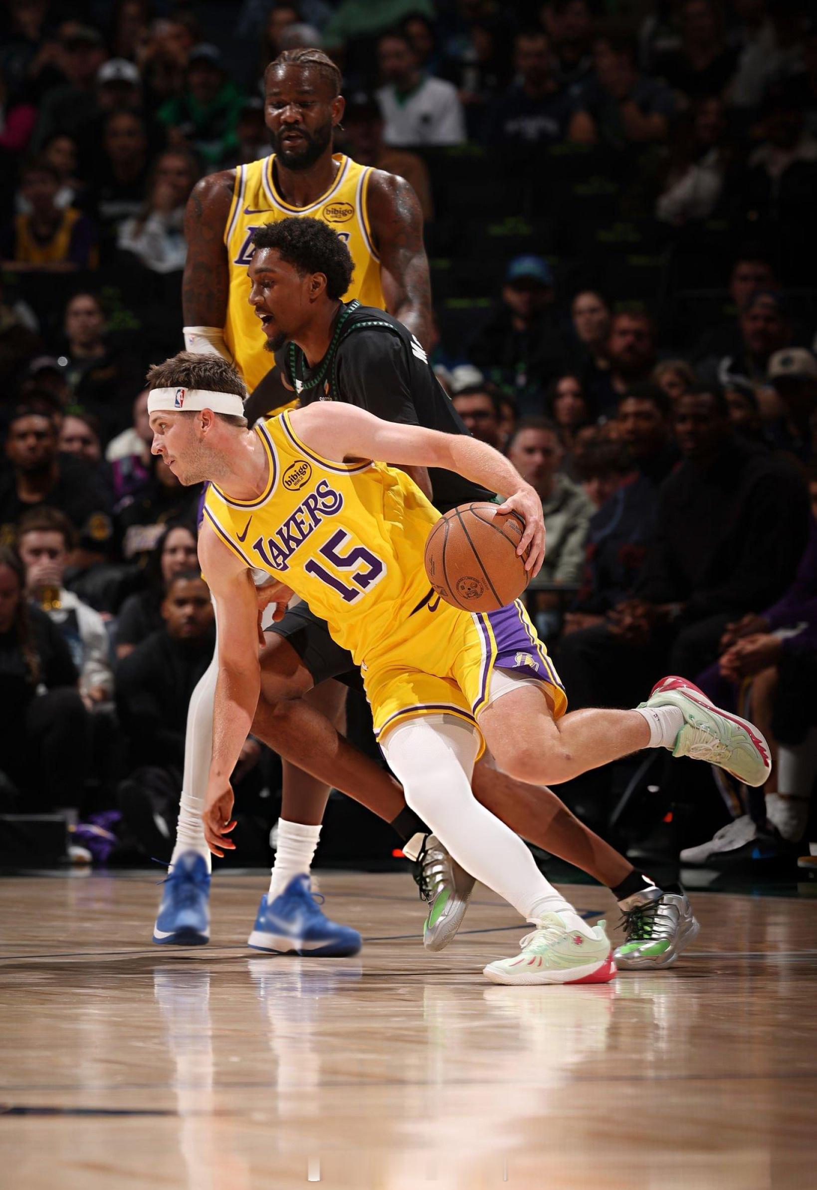 🏀压哨绝杀森林狼，当然要再再再送一件来自准者里夫斯的T恤🔥🔥【转发微博并@