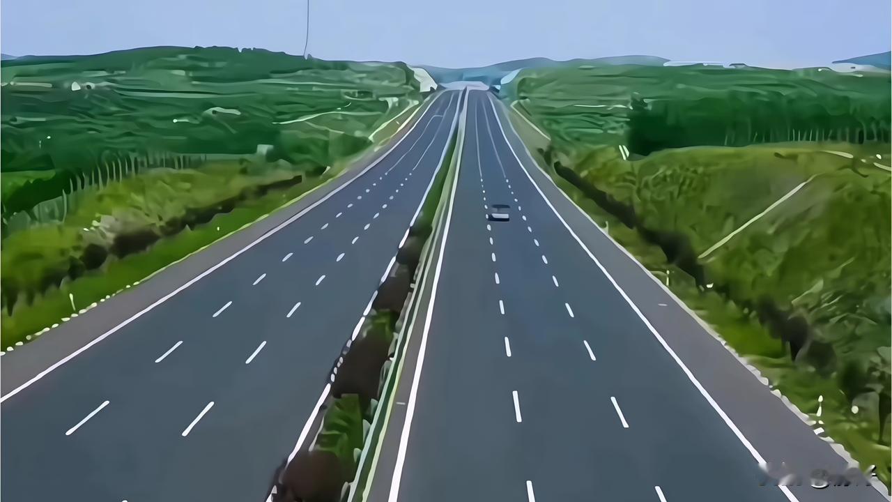 江苏S25临海高速迎来新进展，这条全长约238公里、双向六车道、总投资610亿元