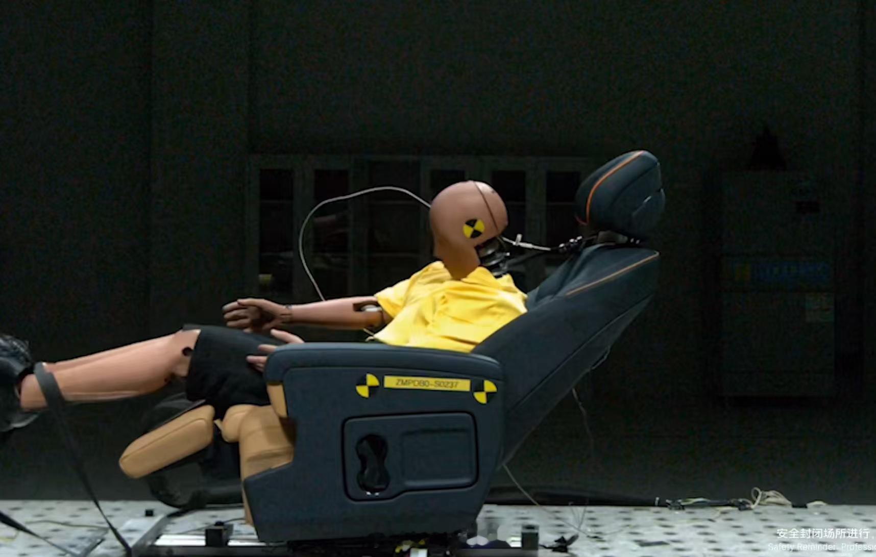 看到宁波团队研发出国产首个汽车假人 还是挺安心的。这也意味着以后车企在新车设计时