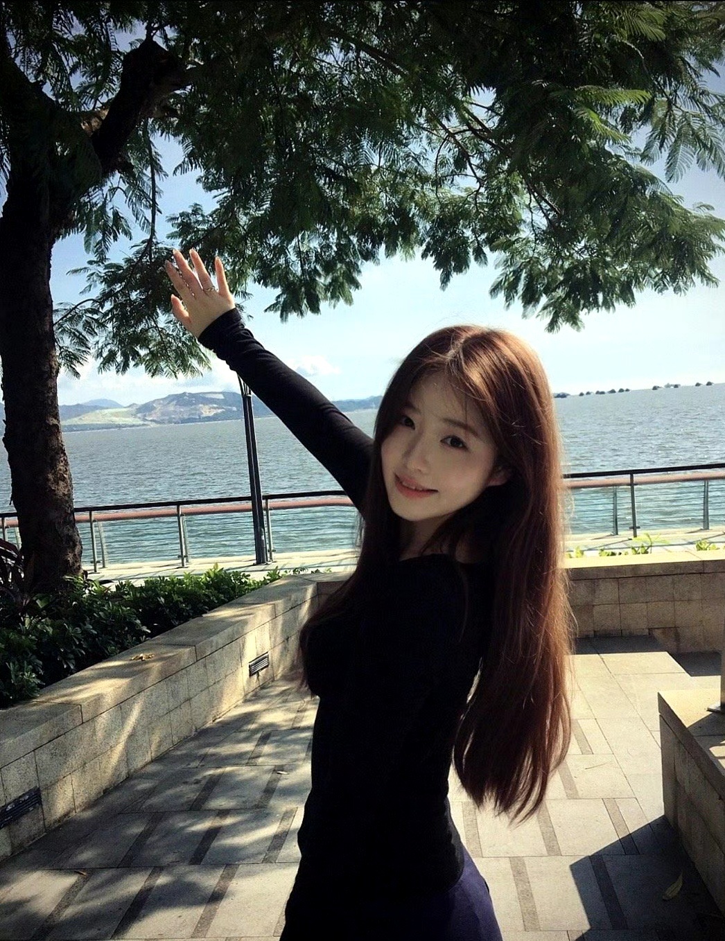 打开抖音就看到我了吧怪有缘的后天的班你替我上 