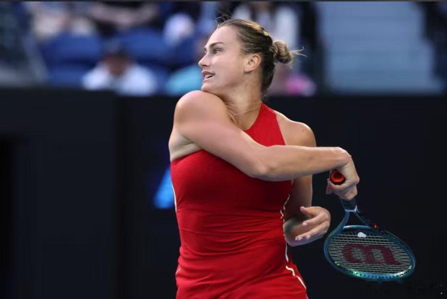 墨尔本罗德·拉沃尔球场迎来一场焦点对决——两届澳网冠军、头号种子萨巴伦卡迎战持外