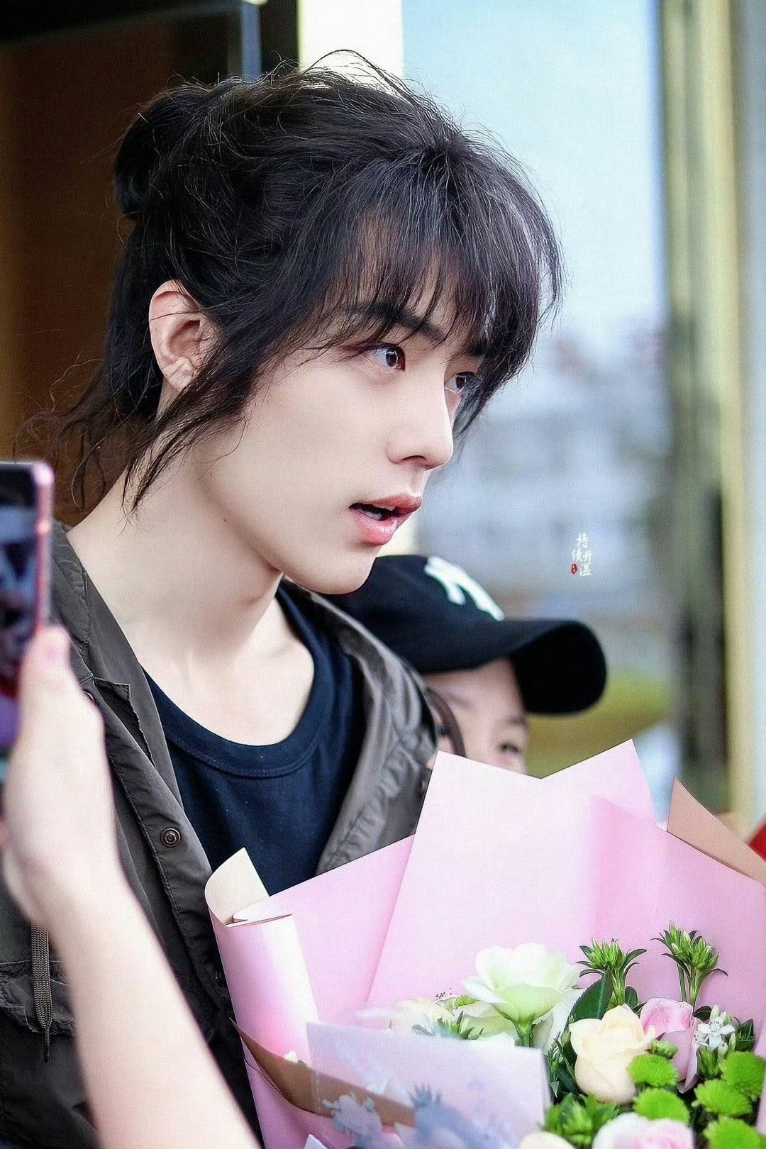 三哥的丸子头萌萌哒！ 