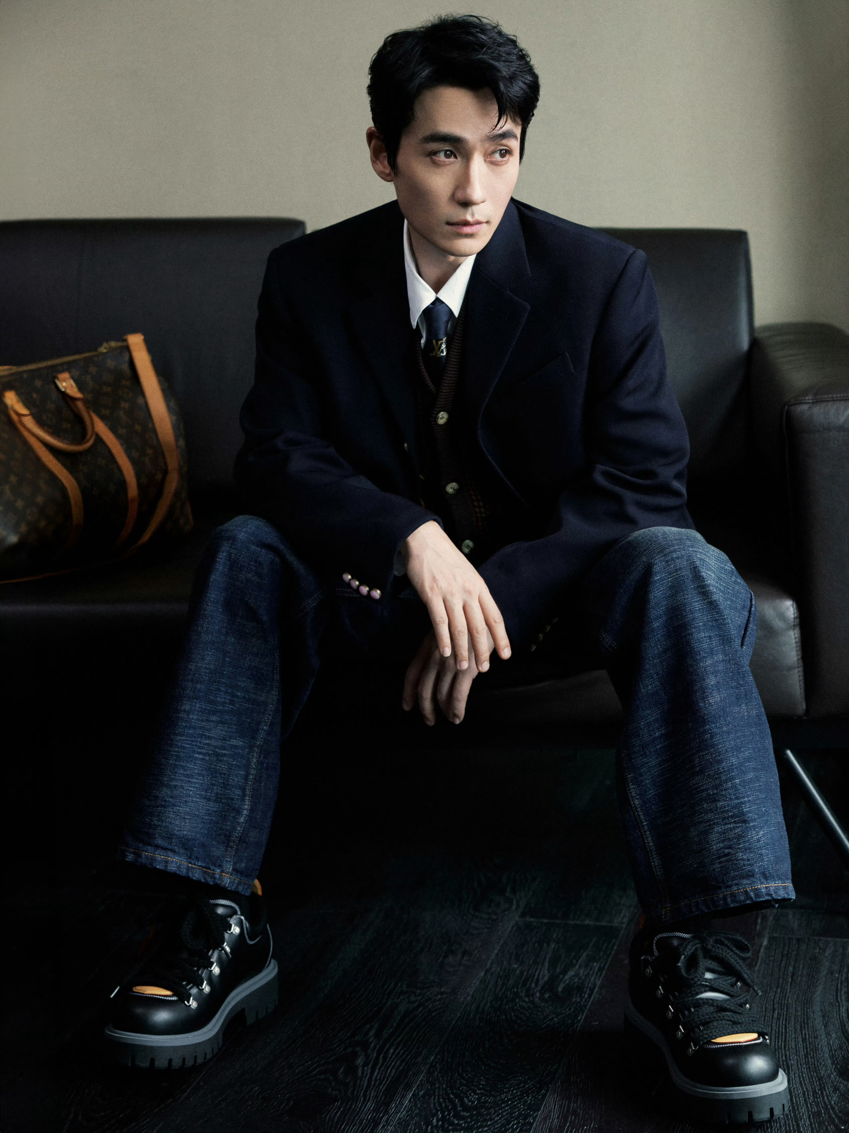 朱一龙出发洛杉矶朱一龙出发洛杉矶啦，从大银幕到 Vogue World，他这破圈