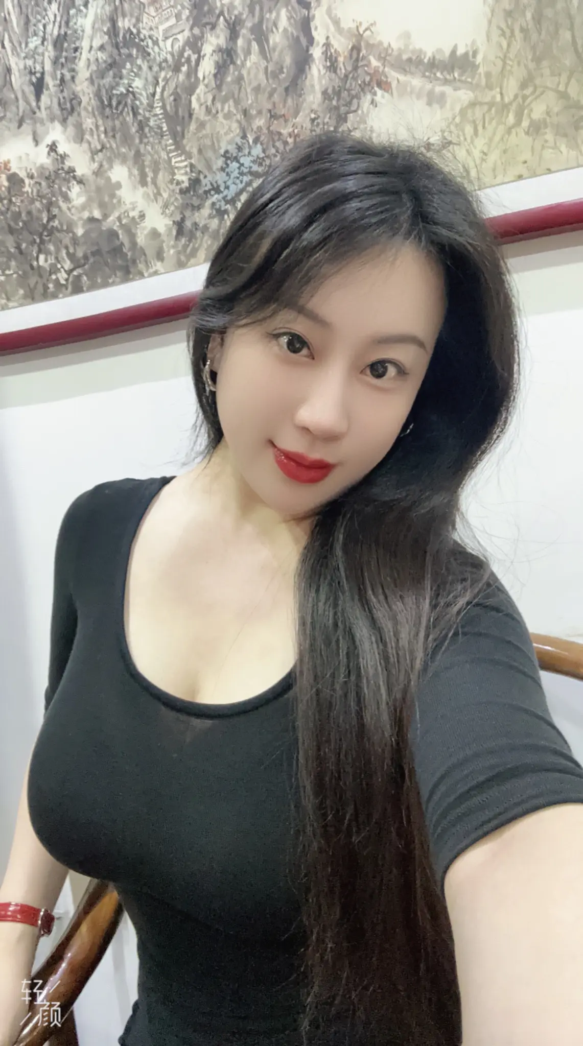 时光悠悠，岁月静好，不必为了一时的烦恼而黯然神伤。就像那潺潺的溪流，遇...