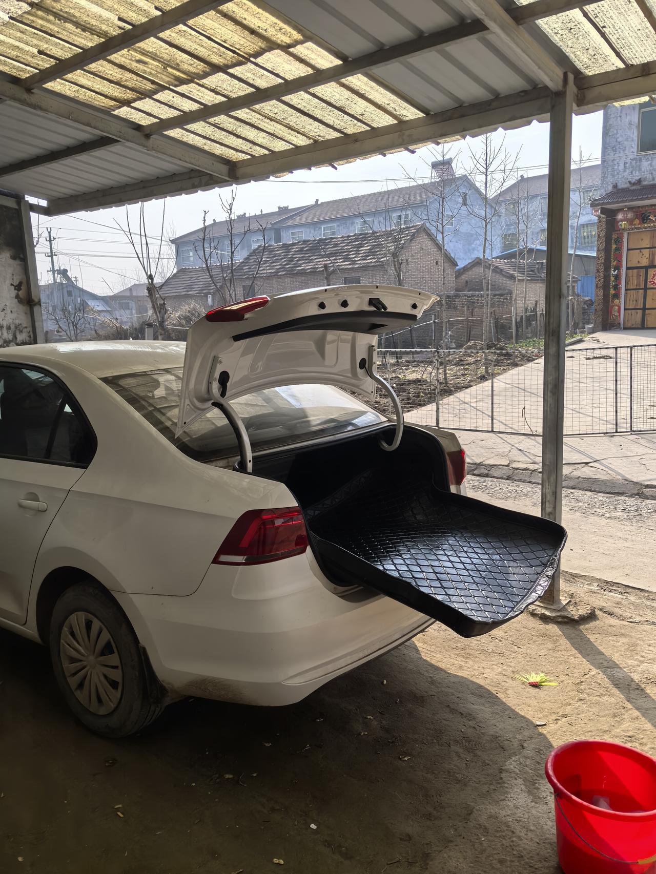 天气不错，洗洗车