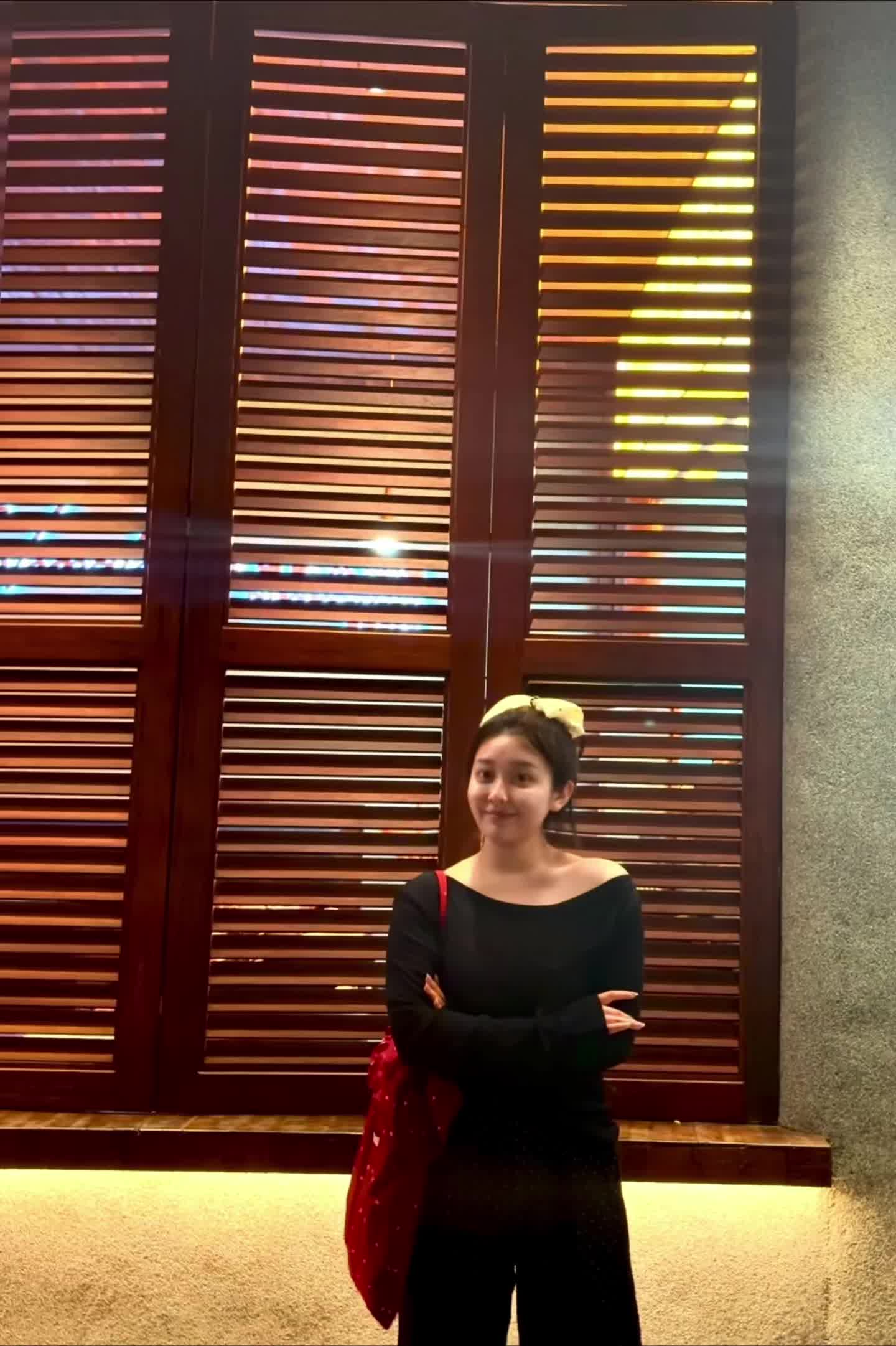 好玩儿 好吃 好看 又爱一遍世界和我