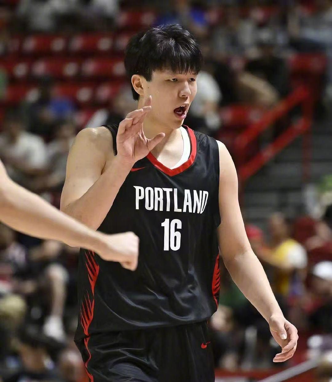 杨瀚森本赛季基本已经无球可打！不仅仅是因为开拓者122-110大胜国王，而是因为