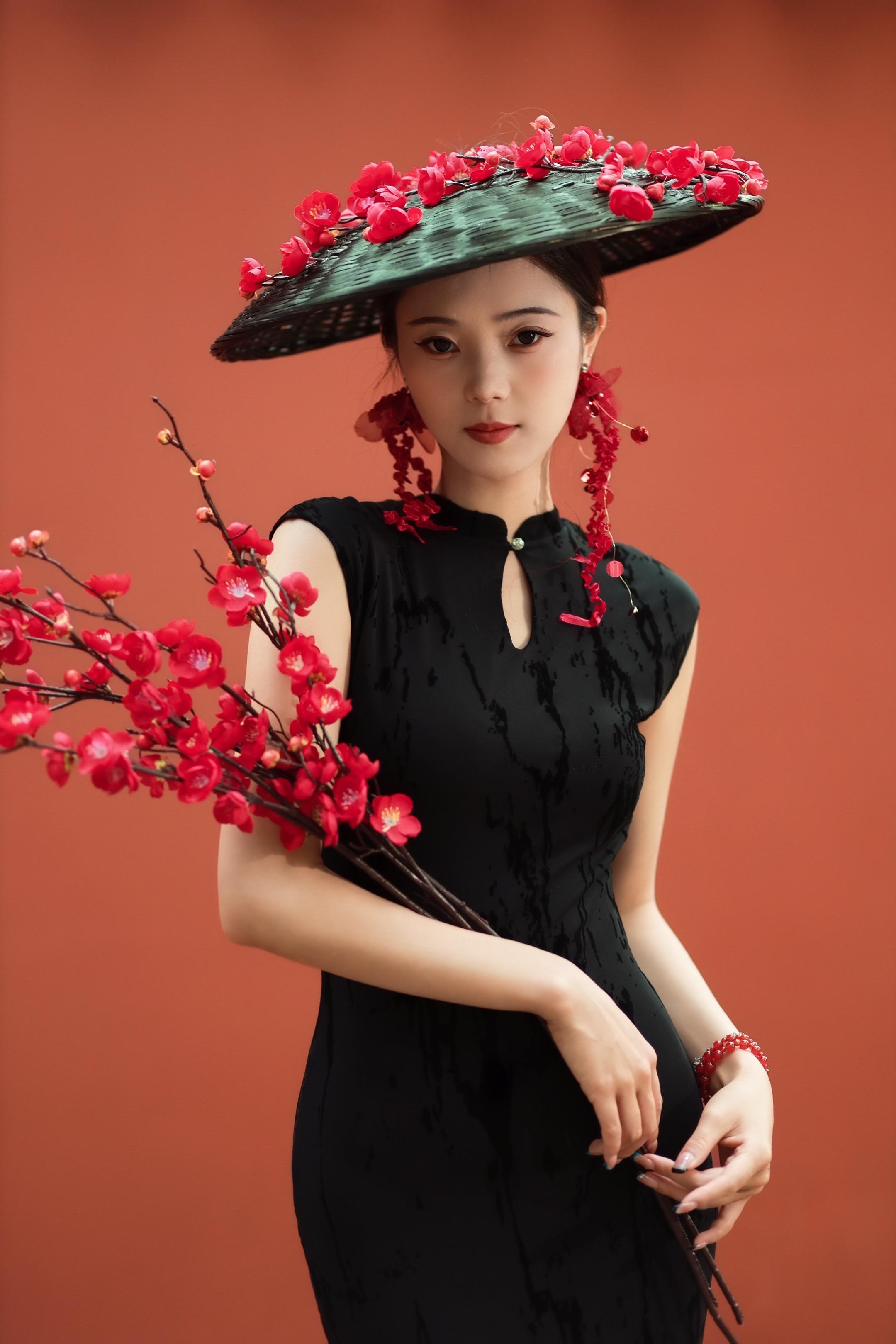 惊鸿一瞥，便是一生。北方有佳人，绝世而独立。