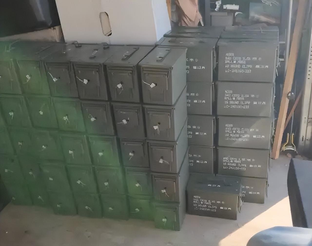 美军十年丢1900支枪+弹药流向成谜 官方拒报丢失数据

美国陆军刑事调查科数据