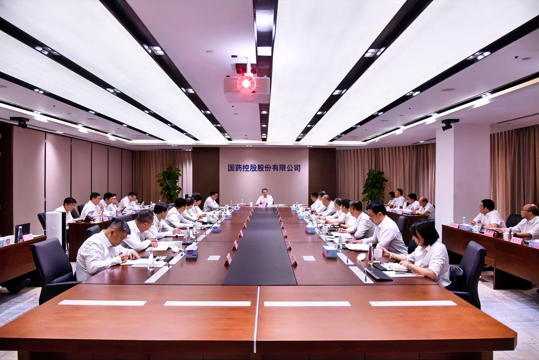 9月6日，国药控股股份有限公司党委与国药医疗健康产业有限公司党委在沪开展理论学习